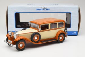 Mercedes Type Nurburg W08 460/460K Beige MCG 1:18 MCG18034 Métal Moulé — image 6 sur 6