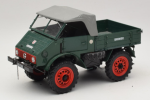 Mercedes Unimog 401 Vert Schuco 1:18 135 Métal Moulé