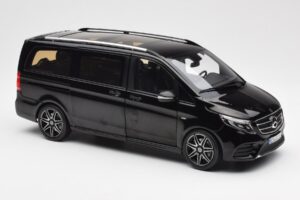 Mercedes V-Class W447 AMG Line Noir Norev 1:18 183860 Métal Moulé — image 5 sur 6