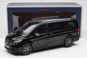 Mercedes V-Class W447 AMG Line Noir Norev 1:18 183860 Métal Moulé — image 6 sur 6