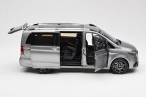 Mercedes V-Class W447 AMG Line Gris Métallique Norev 1:18 183488 Métal Moulé — image 4 sur 9