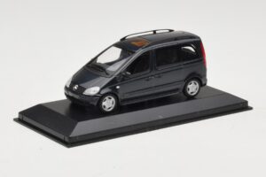 Mercedes Vaneo Bleu Foncé Minichamps 1:43 400031200 Métal Moulé — image 2 sur 4