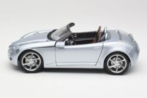 Mercedes Vision SLA Argent Gate 1:18 B66962114 Métal Moulé — image 4 sur 8