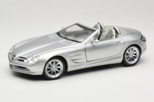 Mercedes Vision SLR Roadster Argent Maisto 1:18 B66962107 Métal Moulé