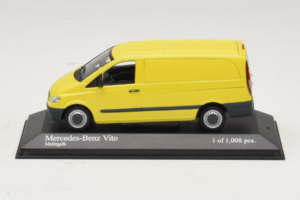 Mercedes Vito Kastenwagen Jaune Minichamps 1:43 400032260 Métal Moulé