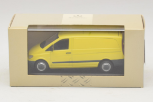 Mercedes Vito W638 Jaune Minichamps 1:43 B67871200-R1 Métal Moulé — image 4 sur 4