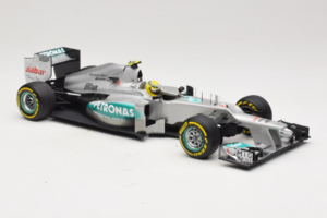 Mercedes W03 #8 N. Rosberg Mercedes AMG Petronas 2012 Minichamps 1:18 110120008 Métal Moulé — image 4 sur 7