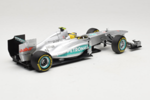 Mercedes W03 #8 N. Rosberg Mercedes AMG Petronas Showcar 2012 Minichamps 1:18 110120078 Métal Moulé — image 2 sur 7