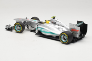 Mercedes W03 #8 N. Rosberg Mercedes AMG Petronas Showcar 2012 Minichamps 1:18 110120078 Métal Moulé — image 5 sur 7