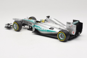 Mercedes W04 #9 N. Rosberg Mercedes AMG Petronas Showcar 2013 Minichamps 1:18 110130079 Métal Moulé — image 5 sur 7