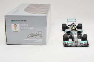 Mercedes W04 #9 N. Rosberg Mercedes AMG Petronas Showcar 2013 Minichamps 1:18 110130079 Métal Moulé — image 6 sur 7
