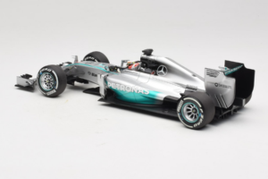 Mercedes W05 #44 L. Hamilton Mercedes AMG Petronas Chinese Grand Prix Winner 2014 Minichamps 1:18 110140244 Métal Moulé — image 5 sur 7