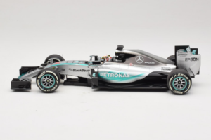 Mercedes W06 #44 L. Hamilton Mercedes AMG Petronas Australian Grand Prix Winner 2015 Minichamps 1:18 110150044 Métal Moulé — image 3 sur 7
