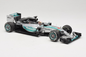 Mercedes W06 #44 L. Hamilton Mercedes AMG Petronas Australian Grand Prix Winner 2015 Minichamps 1:18 110150044 Métal Moulé — image 4 sur 7