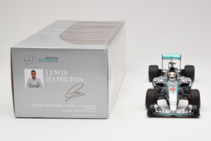 Mercedes W06 #44 L. Hamilton Mercedes AMG Petronas Japanese Grand Prix Winner 2015 Minichamps 1:18 110150344 Métal Moulé — image 6 sur 7