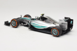 Mercedes W06 #6 N. Rosberg Mercedes AMG Petronas Japanese Grand Prix 2015 Minichamps 1:18 110150206 Métal Moulé — image 5 sur 7