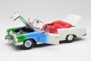 Mercedes 280SE W108 Tricolor Maisto 1:18 56014 Métal Moulé — image 2 sur 8
