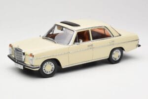 Mercedes W115 Strich 8 Crème Sun Star 1:18 4581 Métal Moulé