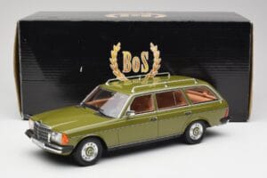 Mercedes W123 200T Cypress Vert BoS Models 1:18 BOS008 Métal Moulé — image 6 sur 6