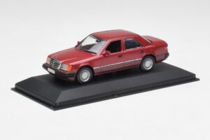 Mercedes 300D W124 Rouge Minichamps 1:43 3209 Métal Moulé — image 2 sur 4