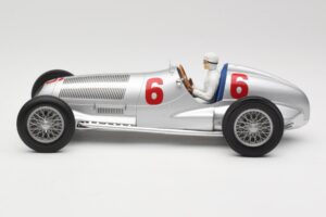 Mercedes W125 #6 Daimler-Benz AG R. Caracciola 2nd Place Eifel Race Nurburgring 1937 Minichamps 1:18 155373106 Métal Moulé — image 3 sur 6