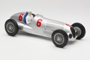 Mercedes W125 #6 Daimler-Benz AG R. Caracciola 2nd Place Eifel Race Nurburgring 1937 Minichamps 1:18 155373106 Métal Moulé — image 4 sur 6