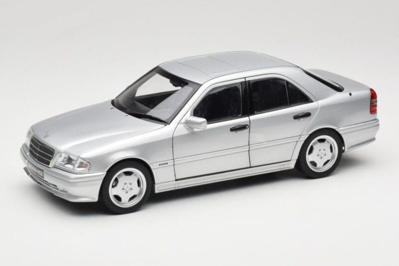 Mercedes C36 AMG W202 Silver Metallic Norev 1:18 183380 Métal Moulé