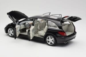 Mercedes R-Class W251 Obsidian Noir Minichamps 1:18 150034601 Métal Moulé — image 5 sur 8