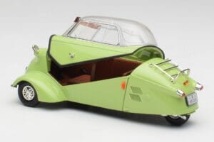 Messerschmitt KR 200 Vert Revell 1:18 8917 Métal Moulé — image 5 sur 8