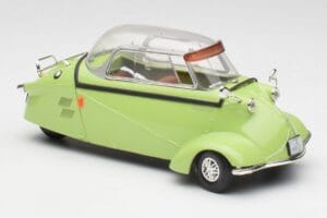 Messerschmitt KR 200 Vert Revell 1:18 8917 Métal Moulé — image 6 sur 8
