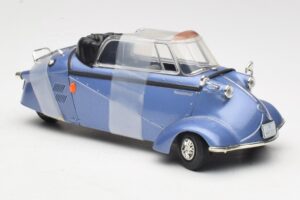 Messerschmitt KR200 Bleu Revell 1:18 08944 Métal Moulé — image 4 sur 6