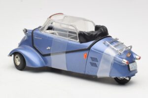 Messerschmitt KR200 Bleu Revell 1:18 08944 Métal Moulé — image 5 sur 6