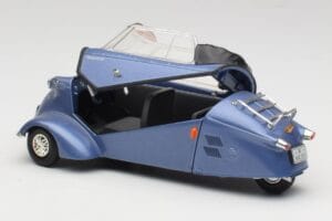 Messerschmitt KR201 Roadster Bleu Revell 1:18 08966 Métal Moulé — image 5 sur 8