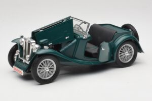 MG TC Midget Shires Green Road Legends 1:18 92468 Métal Moulé — image 2 sur 8