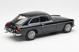 MGB GT Mk2 Coupe Racing Vert AUTOart 1:18 76602 Métal Moulé — image 3 sur 8