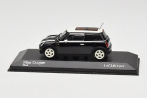 MINI Cooper R50 Noir Minichamps 1:43 431138101 Métal Moulé