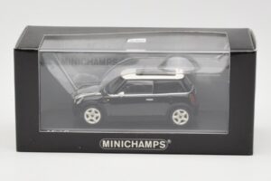 MINI Cooper R50 Noir Minichamps 1:43 431138101 Métal Moulé — image 5 sur 5