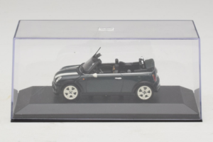 Mini Cooper Cabriolet Vert Avec Bande Blanche Minichamps 1:43 80420309093-R1 Métal Moulé — image 4 sur 5