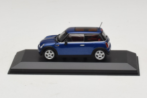Mini Cooper Bleu Minichamps 1:43 MINI009 Métal Moulé