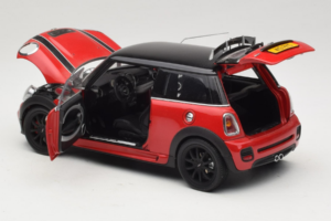 Mini Cooper John Cooper Works R56 Rouge & Noir Kyosho 1:18 80430419909 Métal Moulé — image 5 sur 8
