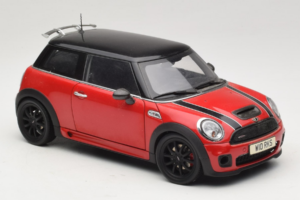 Mini Cooper John Cooper Works R56 Rouge & Noir Kyosho 1:18 80430419909 Métal Moulé — image 6 sur 8