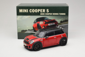 Mini Cooper John Cooper Works R56 Rouge & Noir Kyosho 1:18 80430419909 Métal Moulé — image 8 sur 8