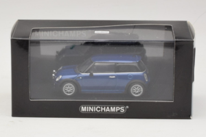 Mini Cooper One R50 Aero Bleu Minichamps 1:43 431138270 Métal Moulé — image 4 sur 4