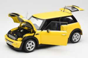 Mini Cooper One R50 Pack Aérodynamique Jaune Kyosho 1:18 80430148553 Métal Moulé — image 2 sur 8