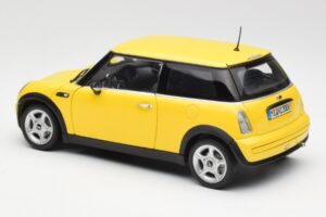 Mini Cooper One R50 Pack Aérodynamique Jaune Kyosho 1:18 80430148553 Métal Moulé — image 7 sur 8