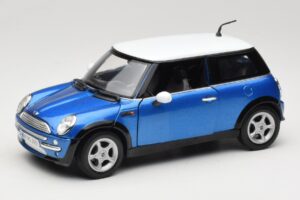 Mini Cooper R50 Bleu avec Toit Blanc Mondo Motors 1:18 MINI004 Métal Moulé