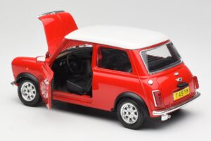 Mini Cooper Rouge Bburago 1:18 3379 Métal Moulé — image 5 sur 8