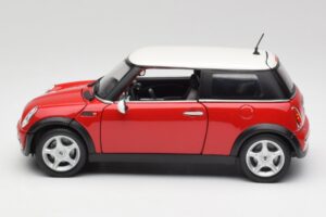 Mini Cooper R50 Rouge Maisto 1:18 31619 Métal Moulé — image 3 sur 8