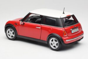 Mini Cooper R50 Rouge Maisto 1:18 31619 Métal Moulé — image 4 sur 8