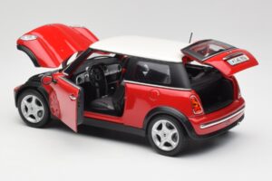 Mini Cooper R50 Rouge Maisto 1:18 31619 Métal Moulé — image 7 sur 8
